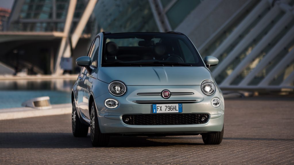 Fiat 500 hybrid τιμή προσφοράς