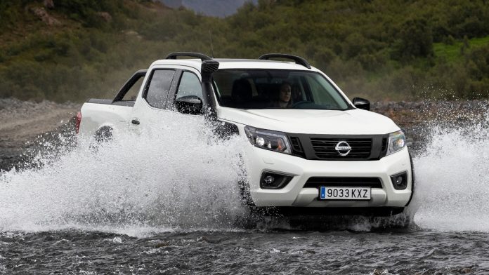 Nissan Navara Off-Roader T32 έκδοση