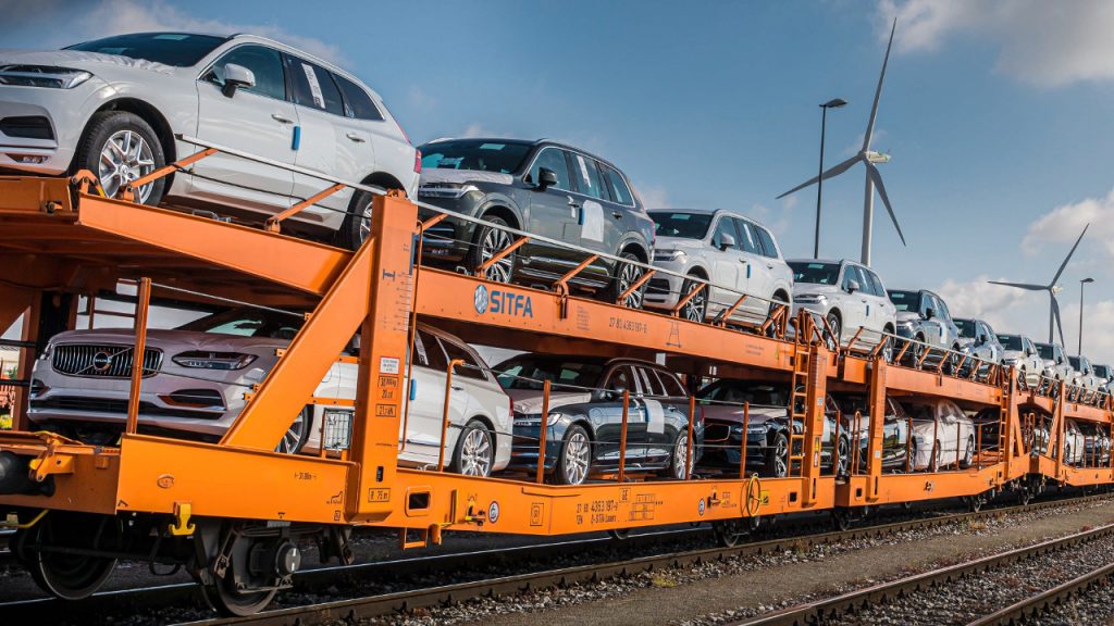 Volvo Cars τρένα αντί φορτηγών