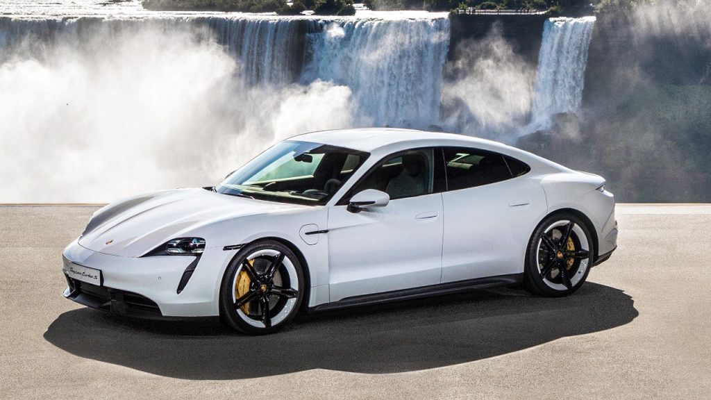 Porsche Taycan βραβείο 2020