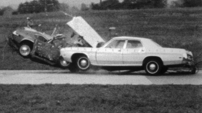 crash tests IIHS 1970s USA Η.Π.Α.
