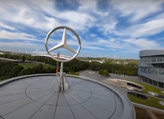 Mercedes Μουσείο Drone