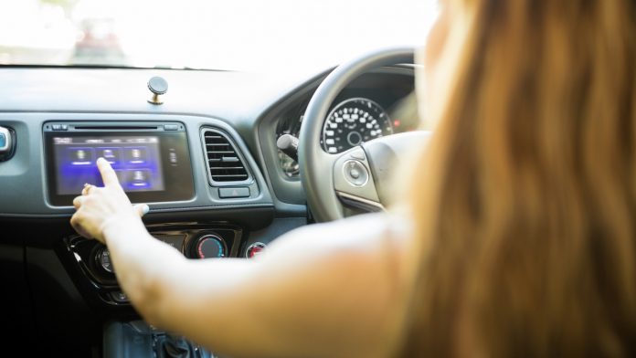 Multimedia συστήματα πολυμέσων ασφάλεια οδήγηση