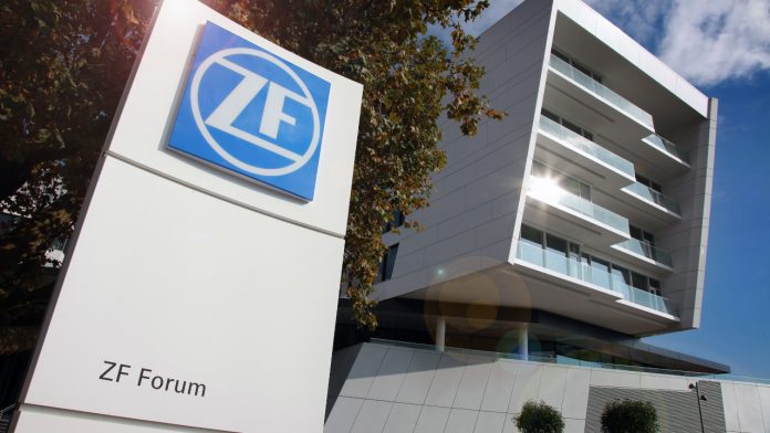 ZF Friedrichshafen AG απολύσεις κιβώτια