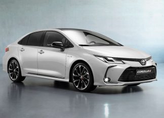 Toyota sedan GR Sport 2020