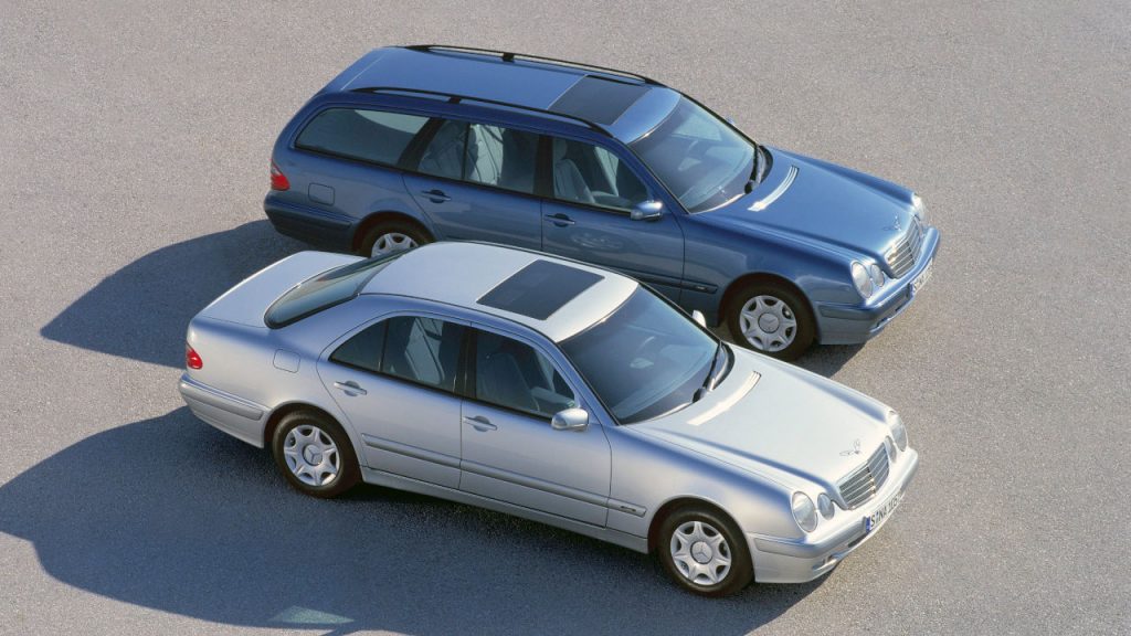 Mercedes-Benz E-Class 25 χρόνια W210