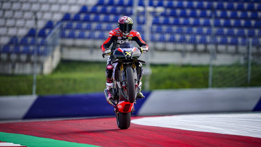 2021 Aprilia Tuono V4 X