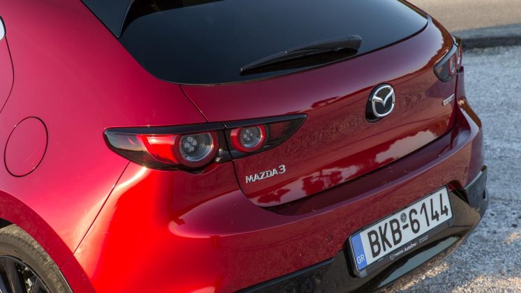 Mazda3 δοκιμή traction test 2020