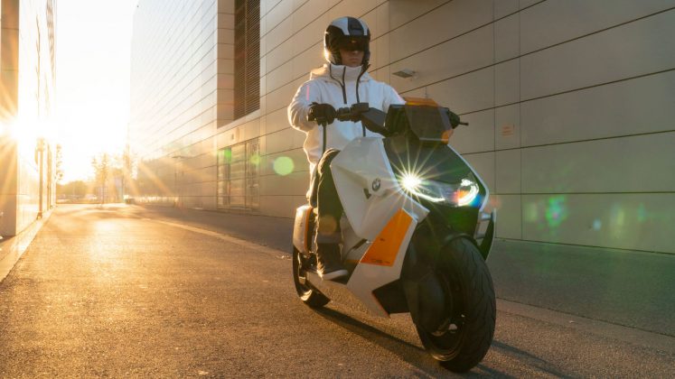 BMW Definition CE 04 Νέο ηλεκτρικό scooter 2021