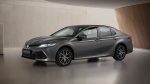 Toyota Camry Hybrid ανανέωση 2020
