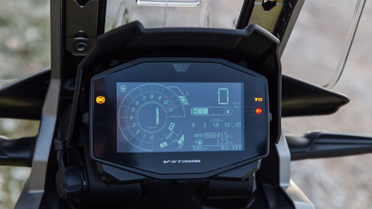 Δοκιμή Suzuki V-Strom 1050 XT Traction 2021