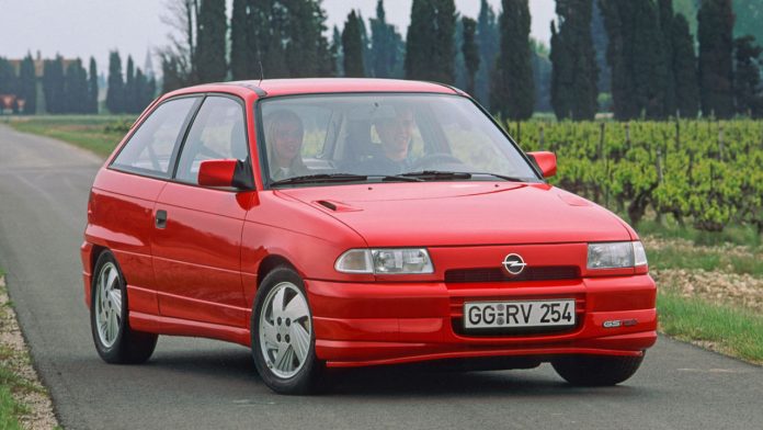 Opel Astra 30 χρόνια