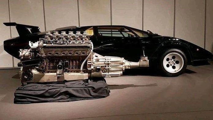 Lamborghini συναρμολόγηση