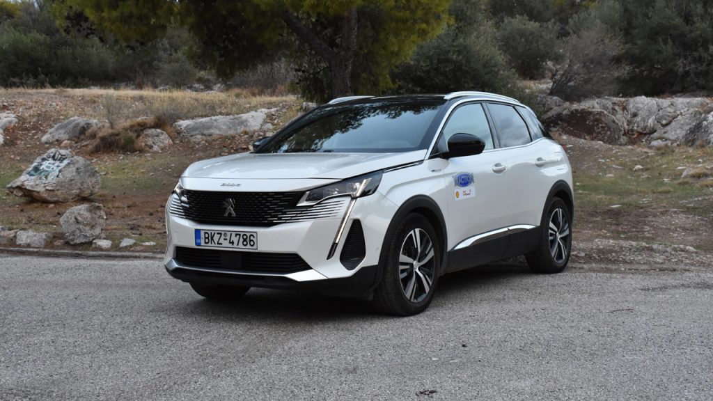 Δοκιμή Peugeot 3008 HYBRID4