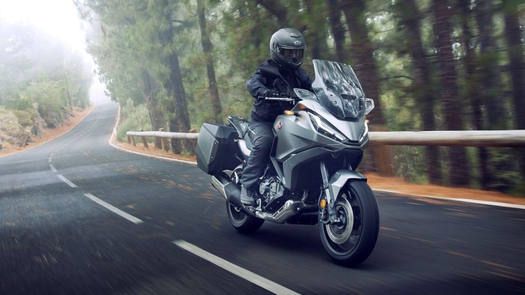 2022 HONDA NT1100
