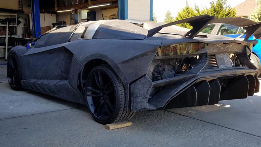 Lamborghini Aventador