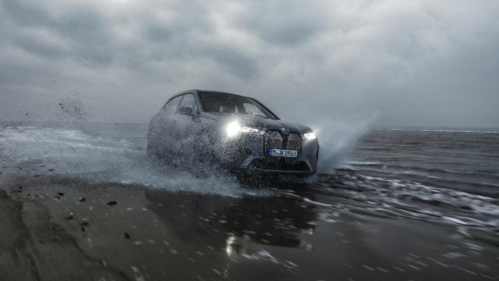 BMW iX M60