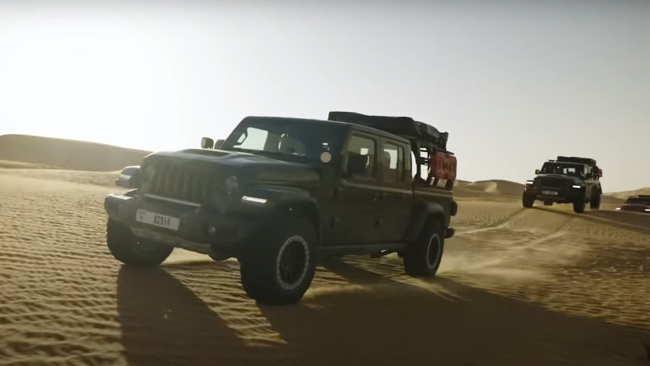Jeep Gladiator έρημος 2022