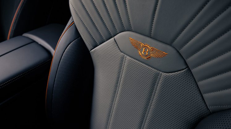 Bentley Bentayga Speed Mulliner 2022