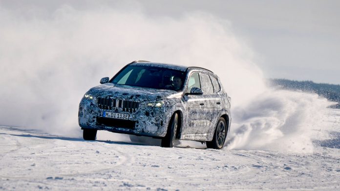 η νέα ηλεκτρική BMW iX1 σε δοκιμές