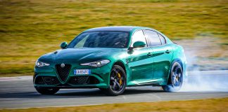 Alfa Romeo Giulia Quadrifoglio βραβείο Autocar 2022