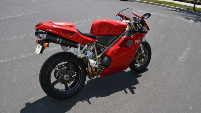 Ducati 996 δημοπρασία 2022