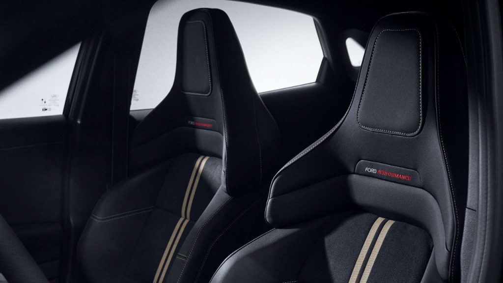 νέα σπορ καθίσματα από την Ford Performance 2022
