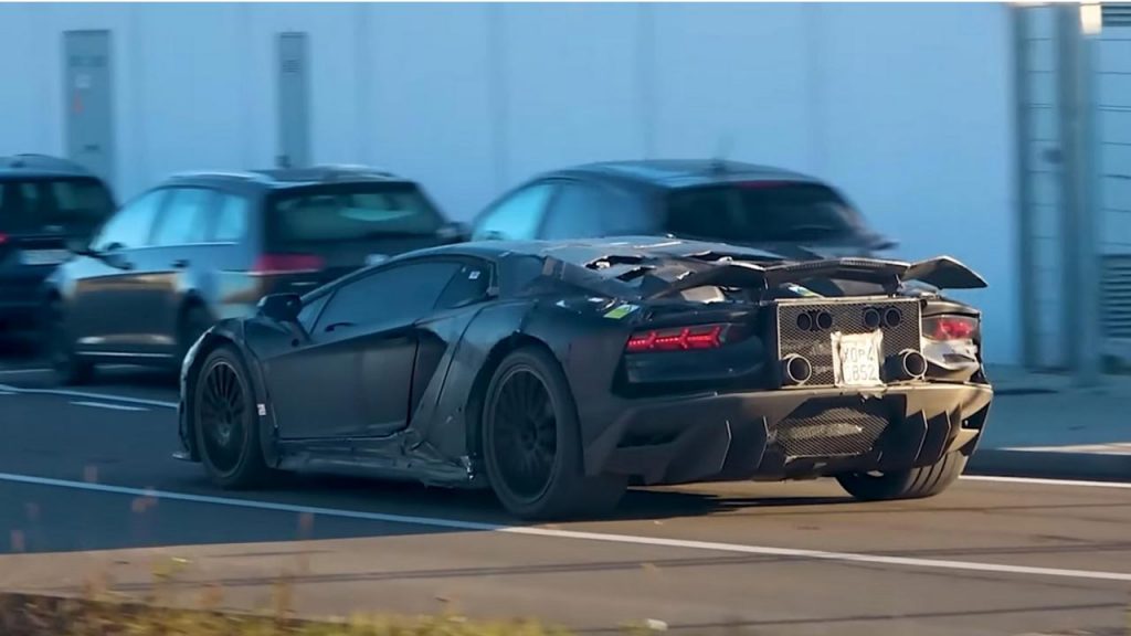 Lamborghini Aventador