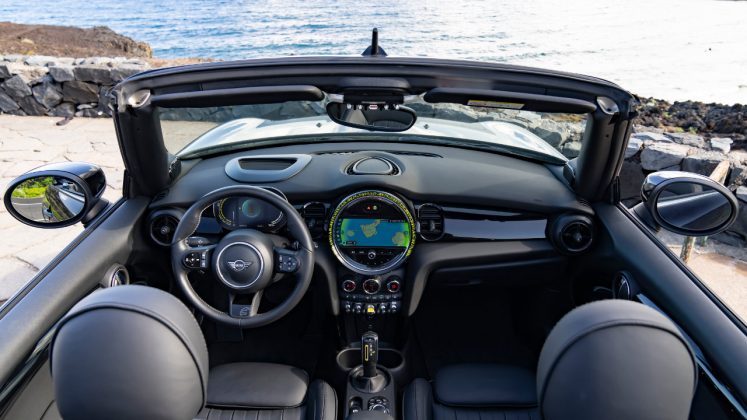MINI Cooper SE Cabrio, το πρώτο ηλεκτρικό MINI Cabrio στην ιστορία 2023