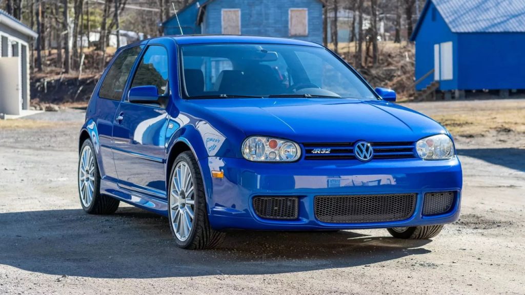 VW Golf R32
