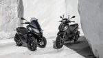 Piaggio Beverly Deep Black και MP3 Deep Black 2023
