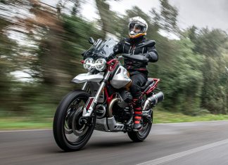 Moto Guzzi V85TT με όφελος 800 ευρώ