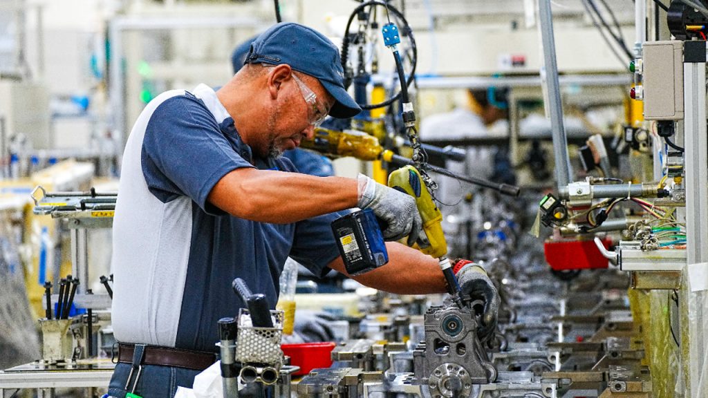 Εργοστάσιο Nissan Yokohama ορόσημο παραγωγή; 2023