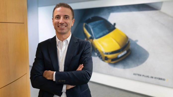 Florian Huettl CEO Opel στην Ελλάδα 2023