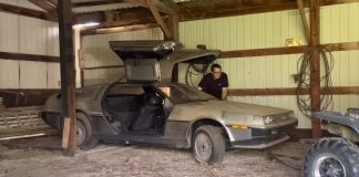 DeLorean σπάνια ανακάλυψη με μόλις 1.000 μίλια
