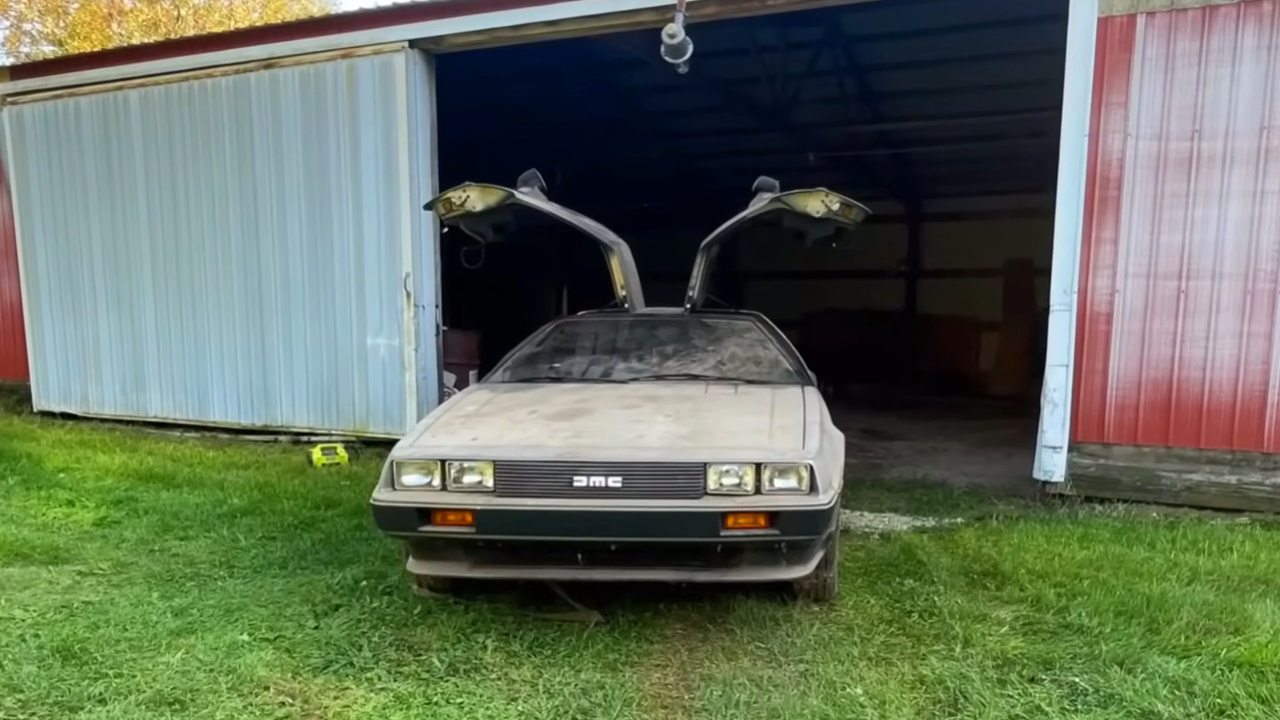 DeLorean σπάνια ανακάλυψη με μόλις 1.000 μίλια