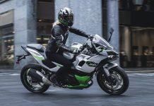 Kawasaki Ninja 7 Hybrid 2023