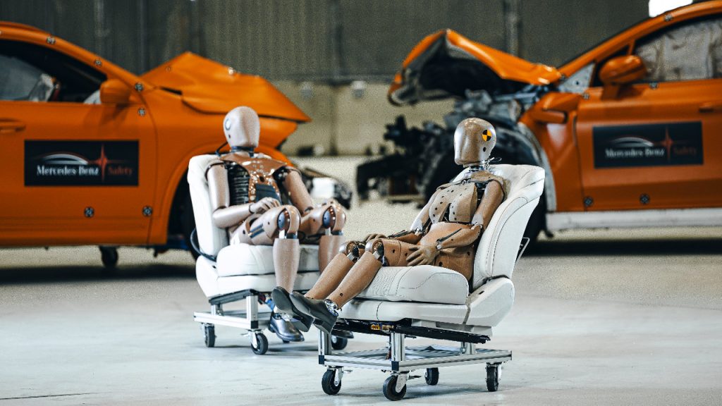δοκιμές θηλυκό ανδρείκελο MErcedes