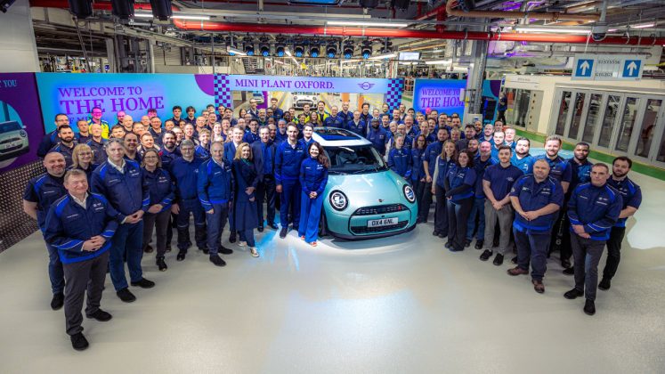 MINI Cooper έναρξη παραγωγής Αγγλία 2024