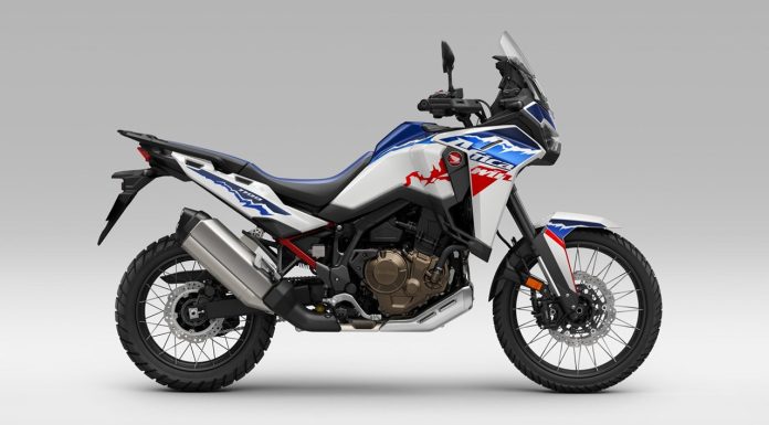 Νέα χρώματα για τη Honda Africa Twin 2025