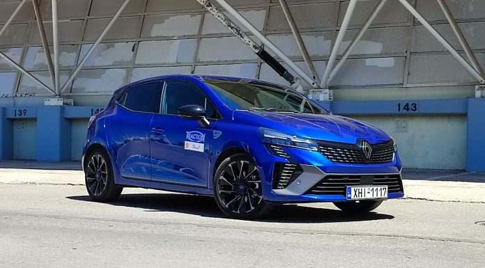 Renault χριστουγενιάτικη προσφορά 2024