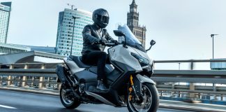 Yamaha TMAx 2024 νέο μοντέλο