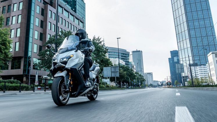 Yamaha TMAx 2024 νέο μοντέλο