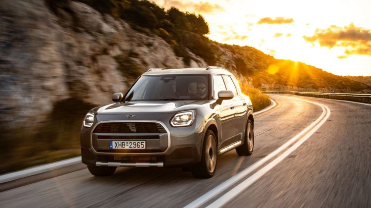 MINI Countryman Spanos AE Nlack Friday