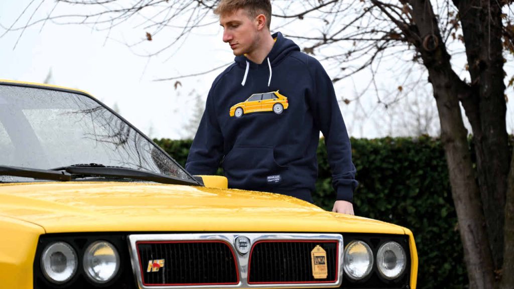 Lancia ρουχισμός lifestyle 2025