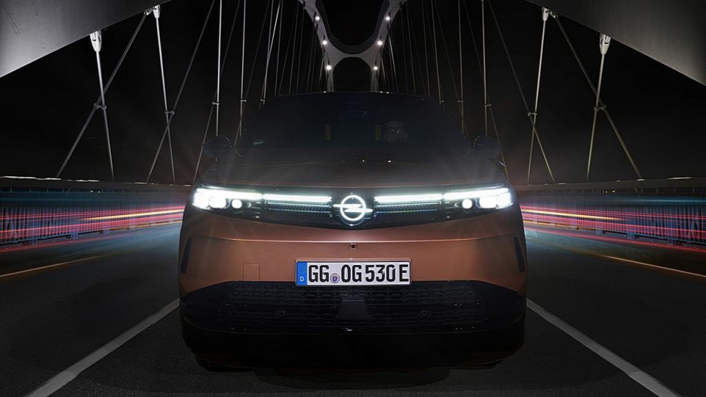 New Opel Granland DNV Award Intelli-Lux HD