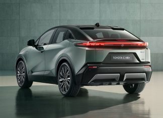 Toyota C-HR+