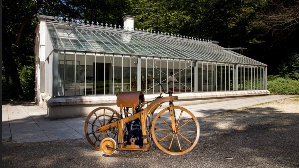 Gottlieb Daimler Mercedes-Benz 2025