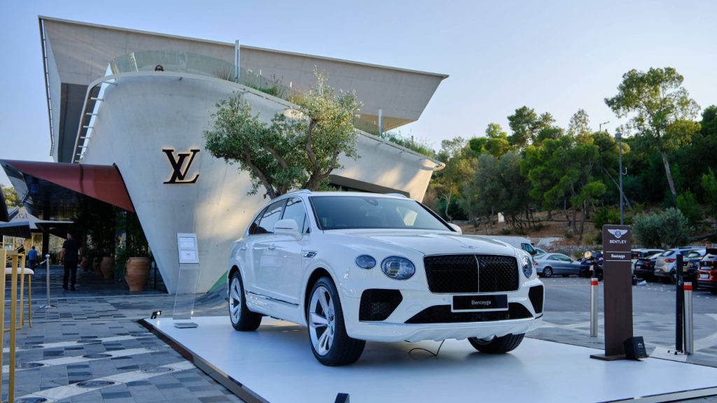 Bentley Αθηναϊκή Ριβιέρα 2025