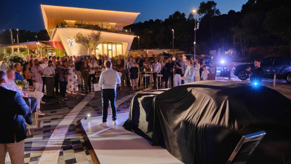 Bentley Αθηναϊκή Ριβιέρα 2025